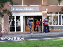 Oficina de Empleo de la Avda. Islas Canarias, Santa Cruz de Tenerife. | © Manuel Expósito.