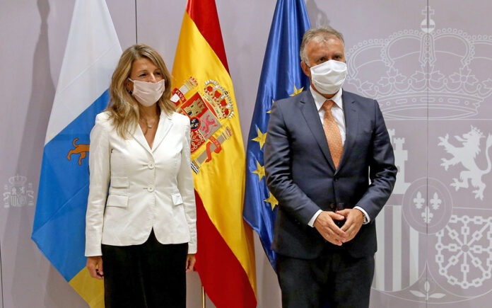 Yolanda Díaz y Ángel Víctor Torres en el Ministerio de Trabajo./ Cedida.