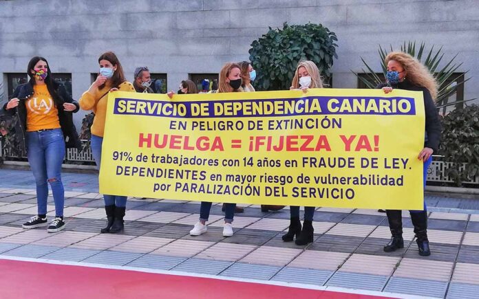 Huelga de los trabajadores temporales públicos en Las Palmas./ Cedida.