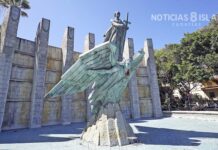 Monumento a Franco, S/C. de Tenerife./ © Manuel Expósito.