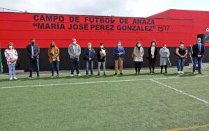 El campo de fútbol de Añaza pasa a denominarse “María José Pérez González”./ Cedida.