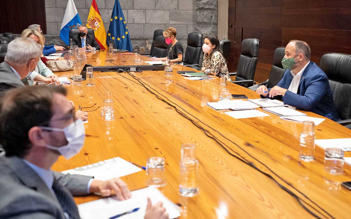 El Gobierno de Canarias aprueba la ayuda extra a los trabajadores en ERTE
