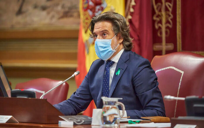 Gustavo Matos, presidente del Parlamento de Canarias./ Twitter @parcan