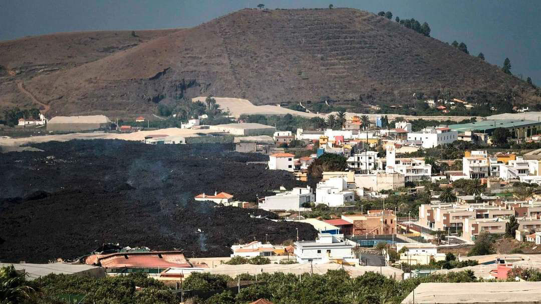 La Palma | Tierra Bonita denuncia la falta de información  a los afectados del volcán sobre el estado de enfriamiento de sus propiedades