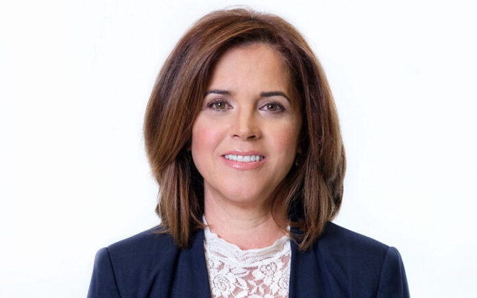 Teresa Cruz Oval, diputada por la isla de Tenerife del PSOE en el Parlamento de Canarias./ Cedida.