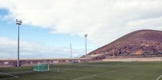 Campo de Fútbol Los Cabildos./ www.buenavistadelnorte.es - Luz Sosa.