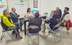 Un momento de la reunión mantenida con representantes de Coalición Canaria. | Cedida.