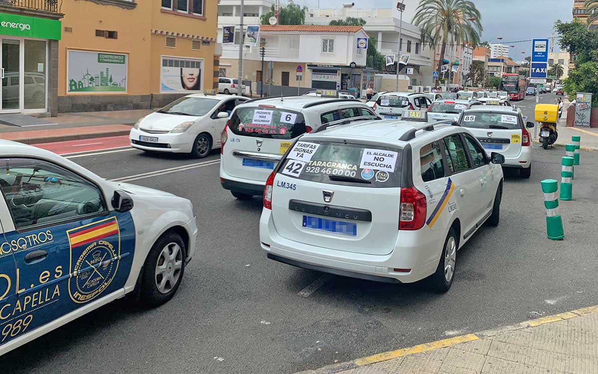 Las Palmas | Candil (CC): “el tripartito ha defraudado por completo las expectativas de los taxistas”