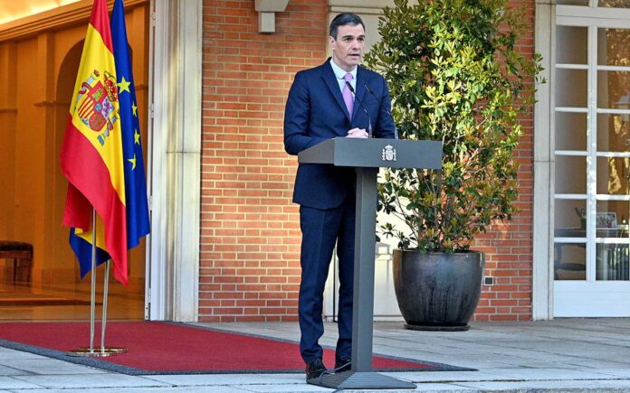 Pedro Sánchez, declaración institucional hoy lunes. | Pool Moncloa/Borja Puig de la Bellacasa.