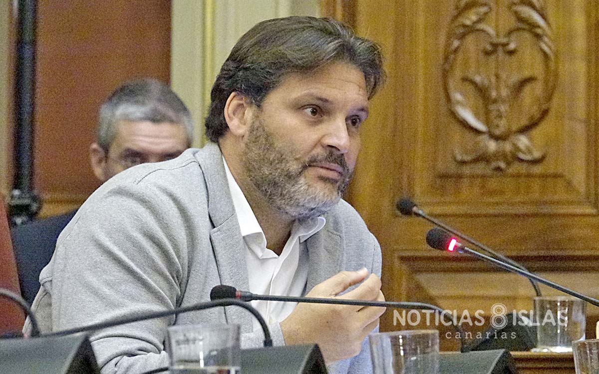 José Ángel Martín dimite de todos sus cargos