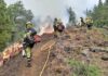 Ejecución de línea de control con fuego técnico en la parte sur del Barranco de Jieque. Maniobra conjunta de EIRIF, ATBRIF y UME. | Foto: @EIRIFGobCan