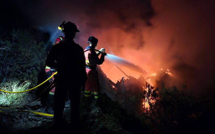 Incendio forestal de Puntagorda en La Palma. | Foto: @UMEgob