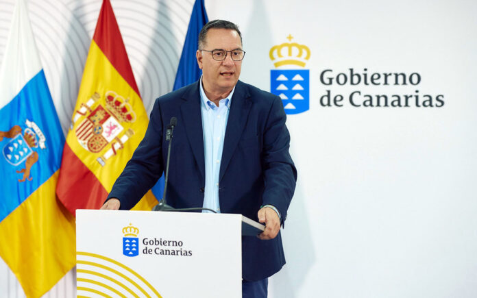 Poli Suárez, consejero de Educación del Gobierno de Canarias.