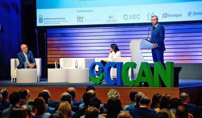 Manuel Domínguez interviene en la inauguración del CICAN 2024.