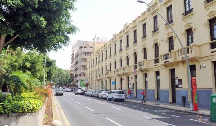 Calle Méndez Núñez, Santa Cruz de Tenerife.