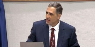 Gustavo Marrero, en una captura de video de su comparecencia en el parlamento regional.