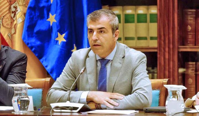 Manuel Domínguez, vicepresidente y consejero de Economía, Industria, Comercio y Autónomos del Gobierno de Canarias.