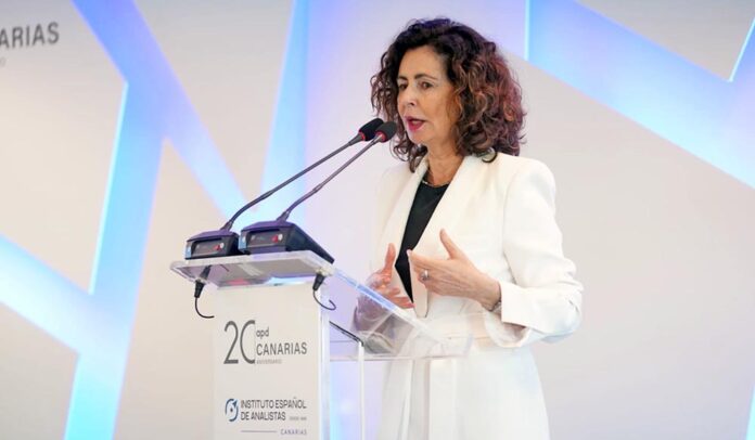 Matilde Asián, consejera de Hacienda y Relaciones con la Unión Europea.