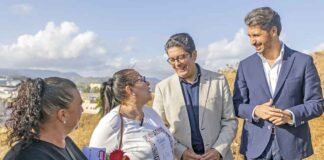 El presidente del Grupo Socialista en el Cabildo de Tenerife y el alcalde de La Laguna, Luis Yeray Gutiérrez.