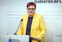 Candelaria Delgado, consejera de Bienestar Social del Gobierno de Canarias.