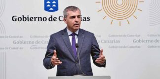 Manuel Domínguez, vicepresidente y consejero de Economía, Industria, Comercio y Autónomos.