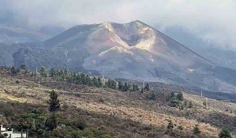 Los Reyes visitan La Palma para conocer los avances en la reconstrucción tras la erupción en Cumbre Vieja